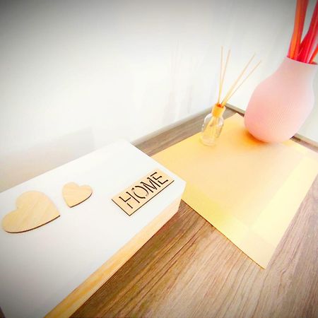 U Futtinu House Apartment คาตาเนีย ภายนอก รูปภาพ